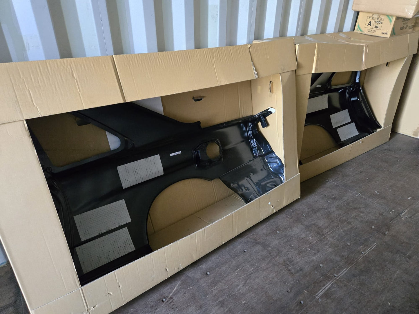 Nissan Skyline GT-R R34 Rear Quarter Panels BNR34