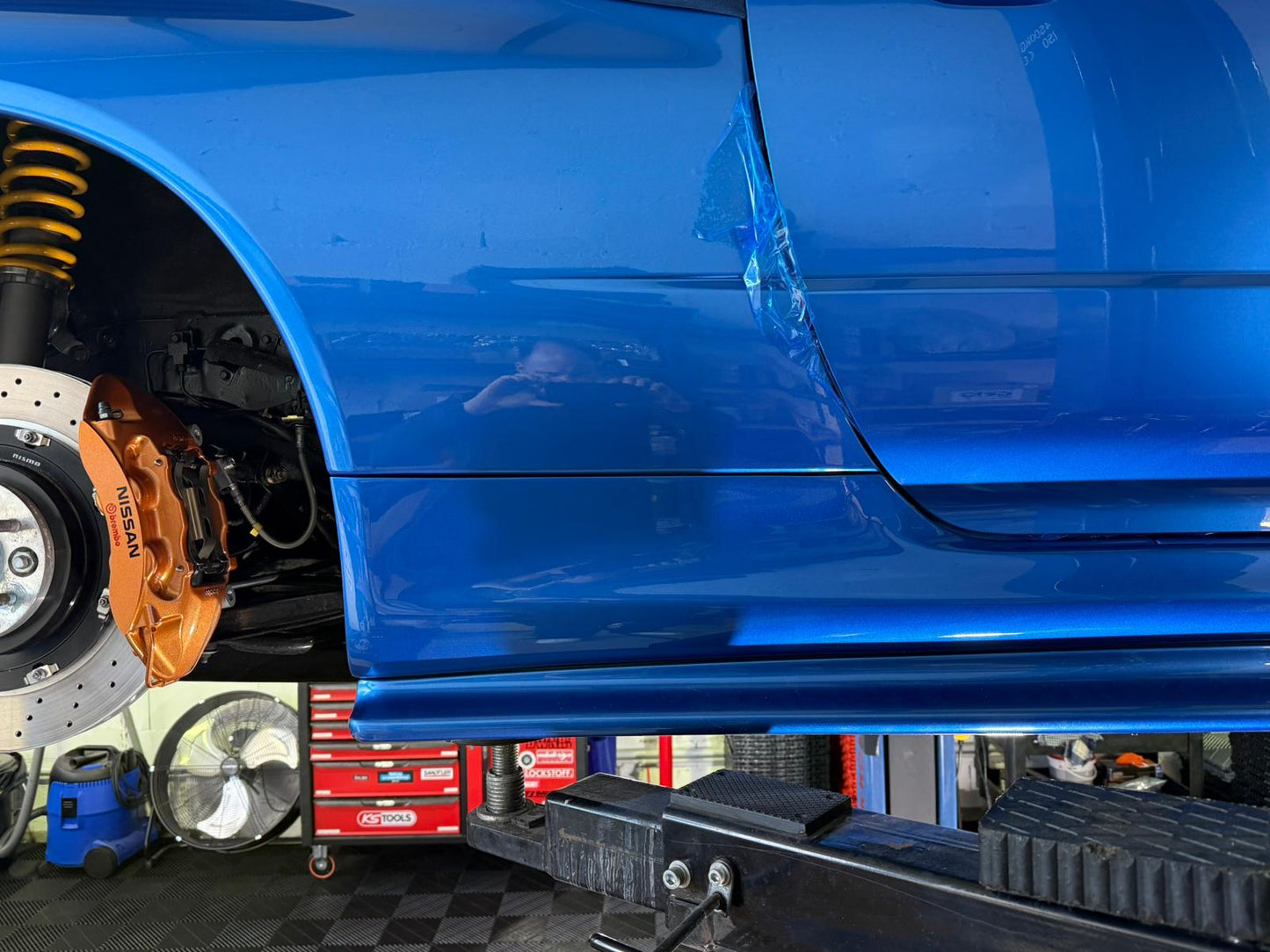 Nissan Skyline GT-R RH Side skirt BNR34 Replacement